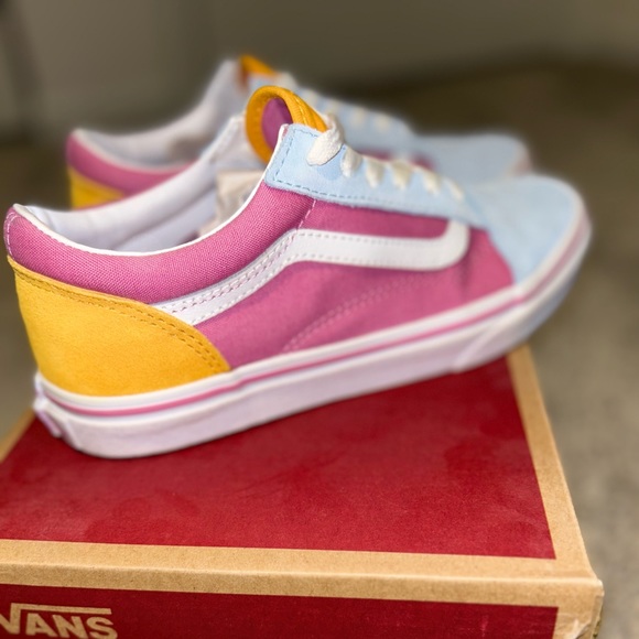 Vans Color-Block Lowtops - Picture 2 of 4